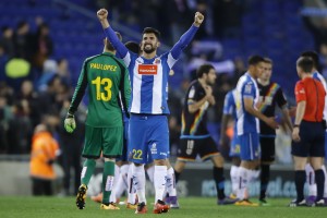 app下载-前西班牙人后卫：梅西当年说我太菜，我只能回击说他太矮