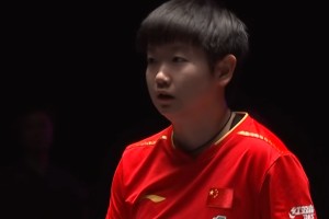 孙颖莎3-1斯佐科斯晋级八强！完美执行+正手爆冲压制，对手太难缠