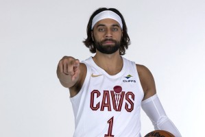 网页版登录入口-队记：骑士将斯特鲁斯下放到发展联盟 他已复出在即|骨折|克利夫兰骑士队|nba|篮板|琼斯_新浪体育_新浪新闻