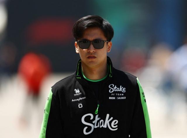 1718464268466024658.jpg 周冠宇.jpg